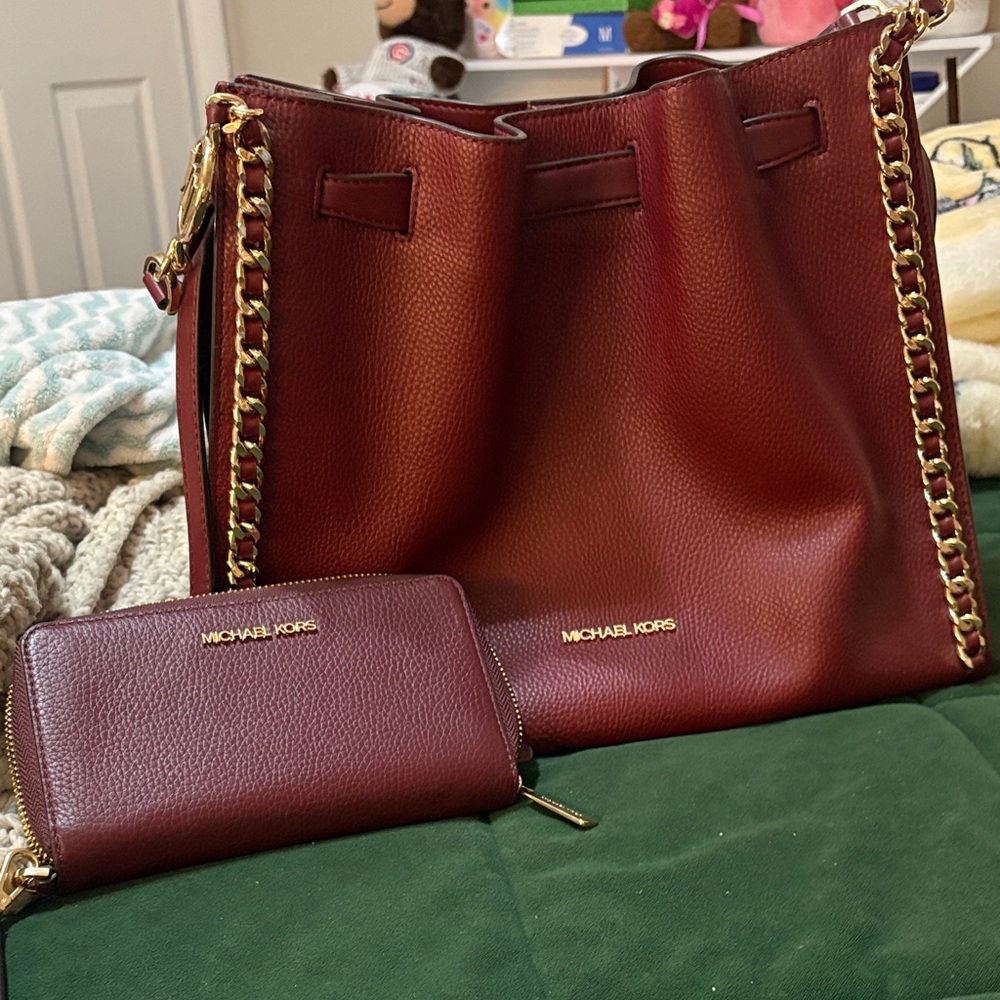 Michael Kors Red Shoulder Bag and Wallet Set